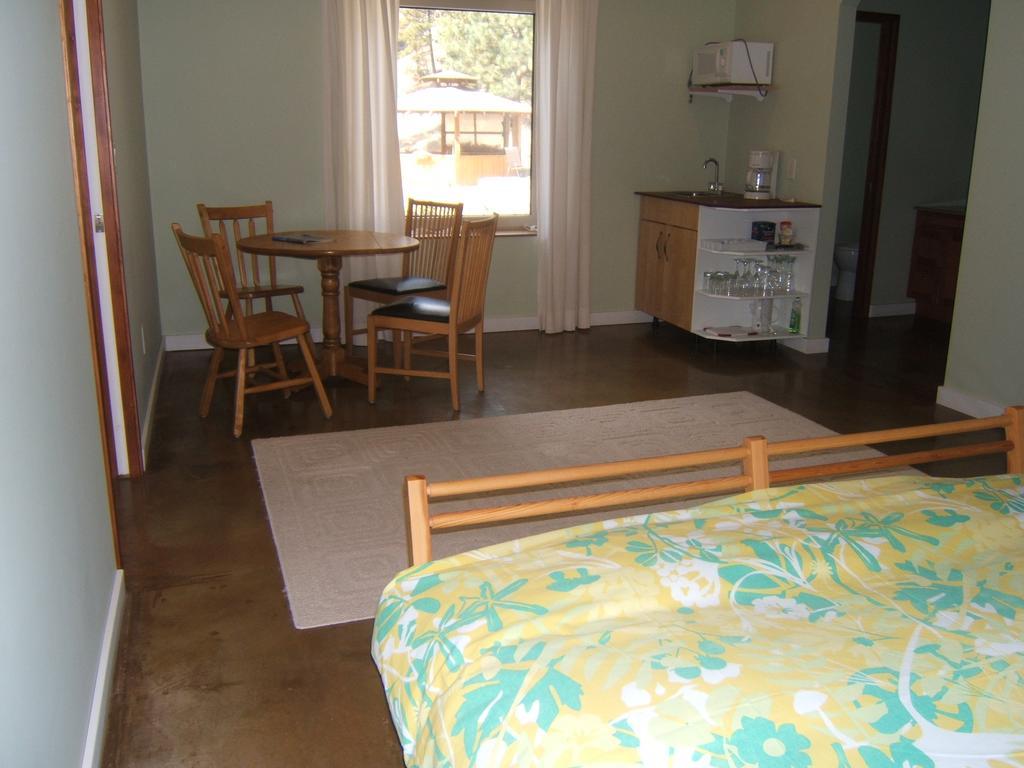 Baergnaescht B&B Osoyoos Kültér fotó